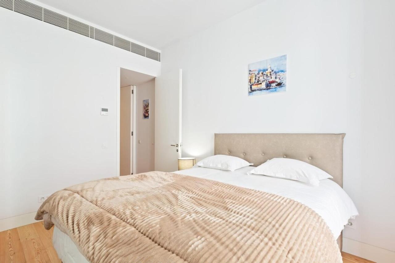 Spacious 1 Bedroom Apartment Near Baixa ลิสบอน ภายนอก รูปภาพ