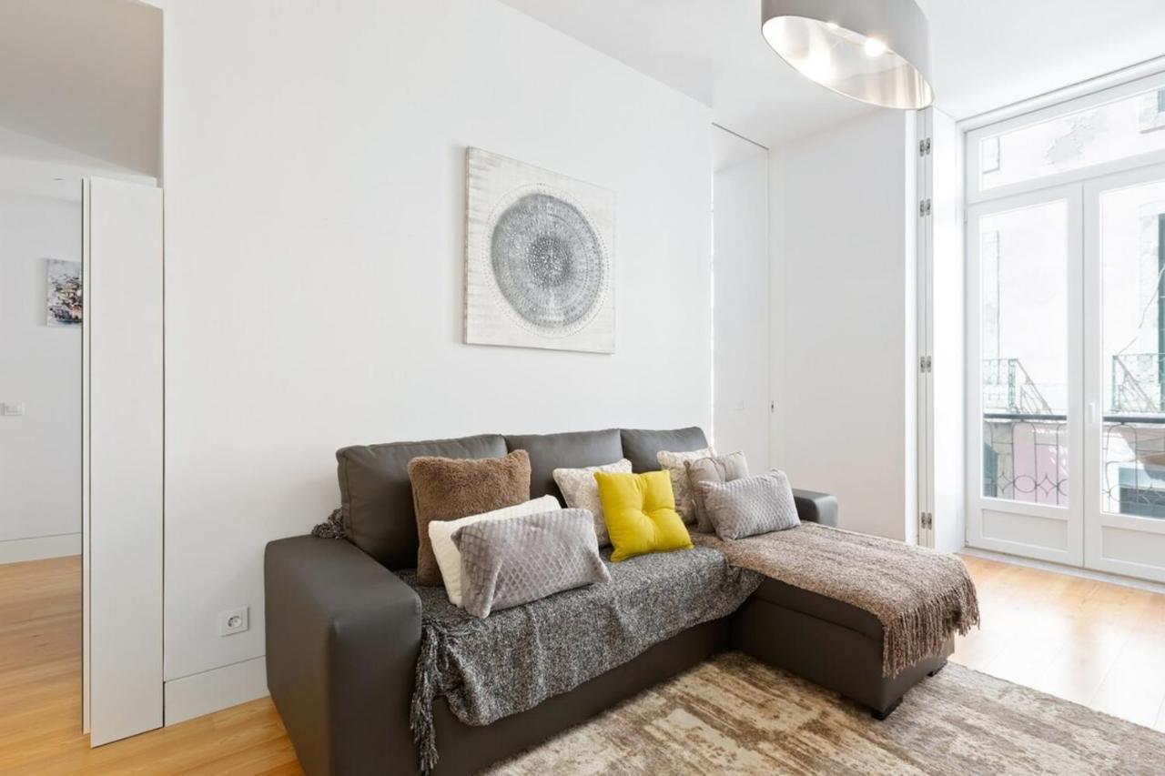 Spacious 1 Bedroom Apartment Near Baixa ลิสบอน ภายนอก รูปภาพ