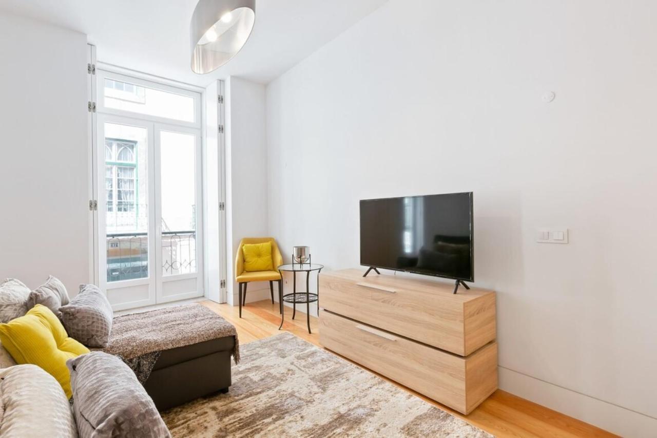 Spacious 1 Bedroom Apartment Near Baixa ลิสบอน ภายนอก รูปภาพ